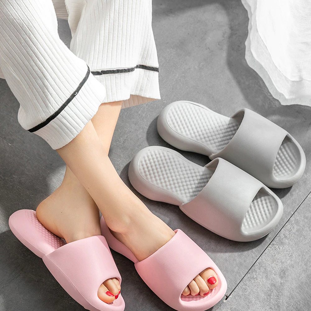 Non-Slip Wear-Resistant Thick-Sole Super Soft Slippers