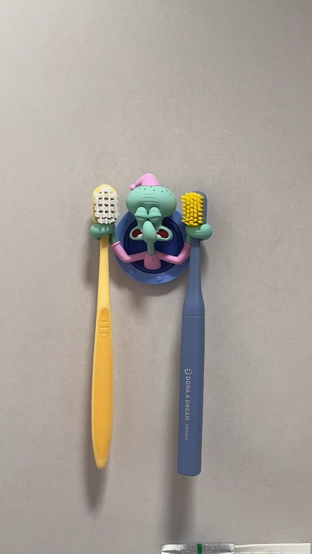 SpongeBob SquarePants Squidward Toothbrush Holder Bathroom Accessories Cute Cartoon Toothbrush Stand Kids Bathroom Decor Home