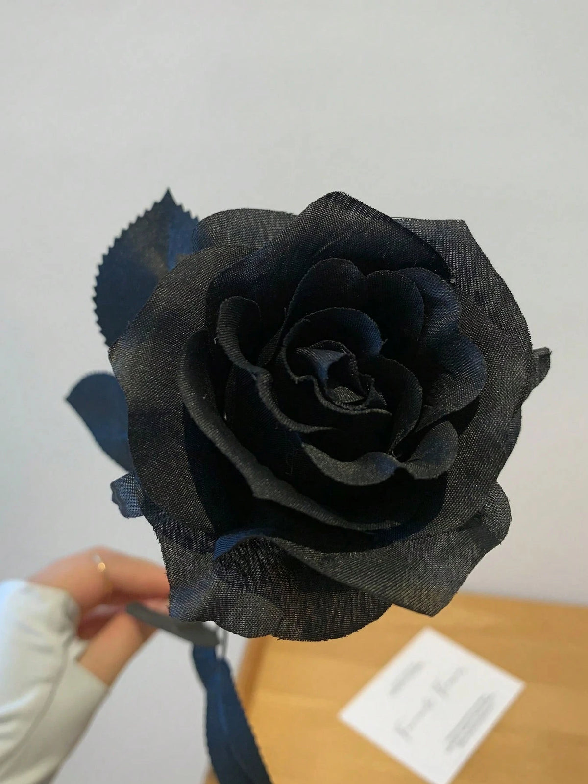Uflower 48cm Pure Black Silk Rose Long Stem Fake Flowers Gothic Style Decoration Halloween Home Wedding Party Decor