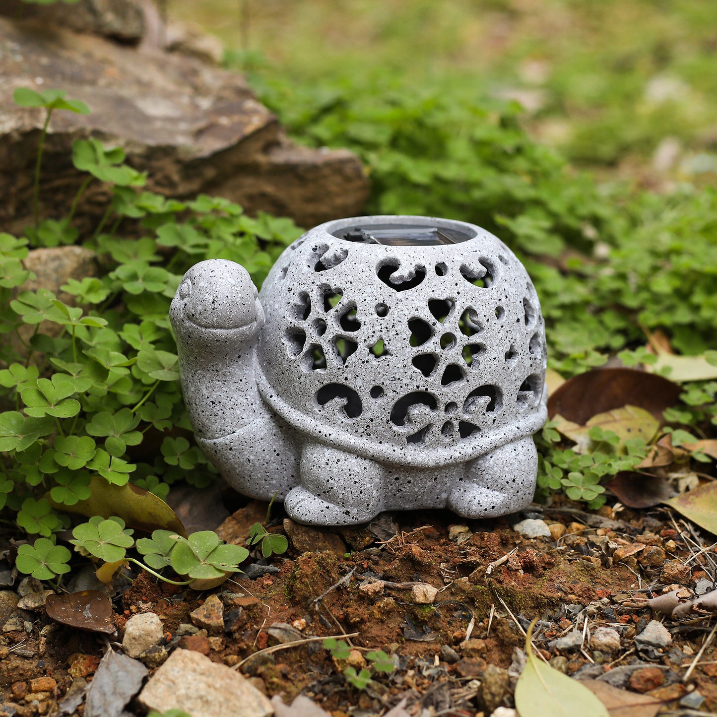 Unique Female Solar Outdoor Statue With Light, Garden Statue for Mom, Perfect Birthday Gift for Spring Decoration