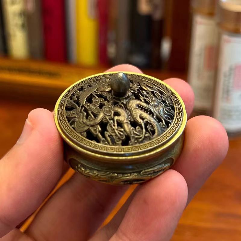 1Pc Antique Brass Dragon Phoenix Pocket Incense Burner, Chinese Hollow Mini Ornaments, Ancient Tea Desk Decor