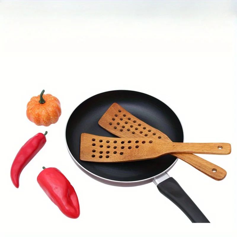 24-Hole Wooden Slotted Spatula for Nonstick Pans – Heat-Safe Wok & Frying Turner