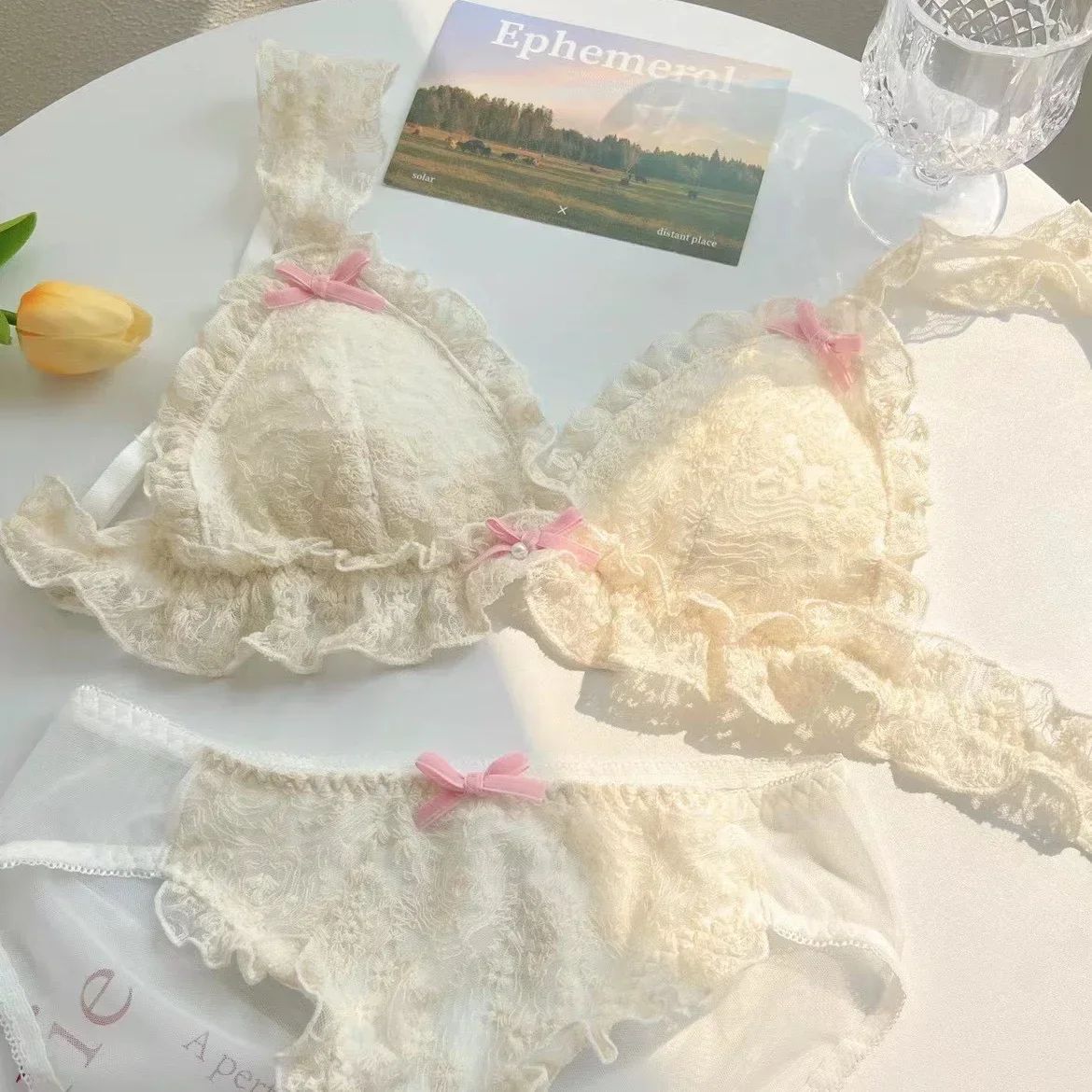 SweetMuse French Retro Lolita Lace Bra Set – Wireless Japanese Style Bra & Panty