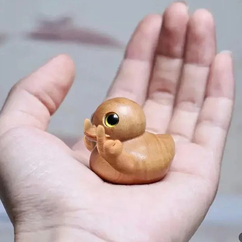 Funny Duck Statue Wooden Middle Finger Duck Figurine Quirky Desk Decoration