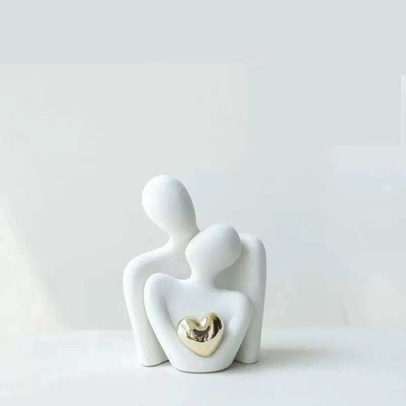 Romantic Couple Embrace Statue – Love Figurine Decor for Bedroom & Valentine's Gift