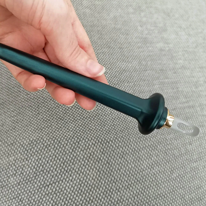 Waterproof Silicone Eyeliner Brush, Non-Smudge Eyeliner Tool for Precise Application