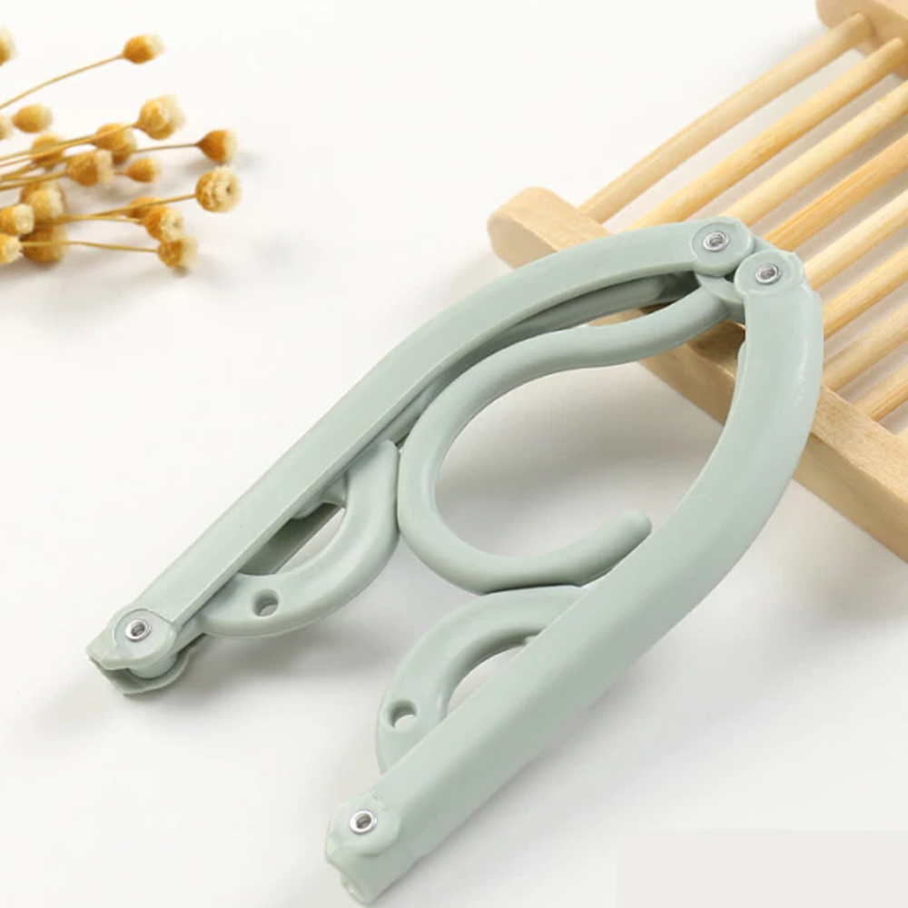 Foldable Travel Hanger