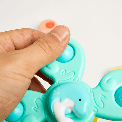 Rotating Suction Cup Baby Bath Toy