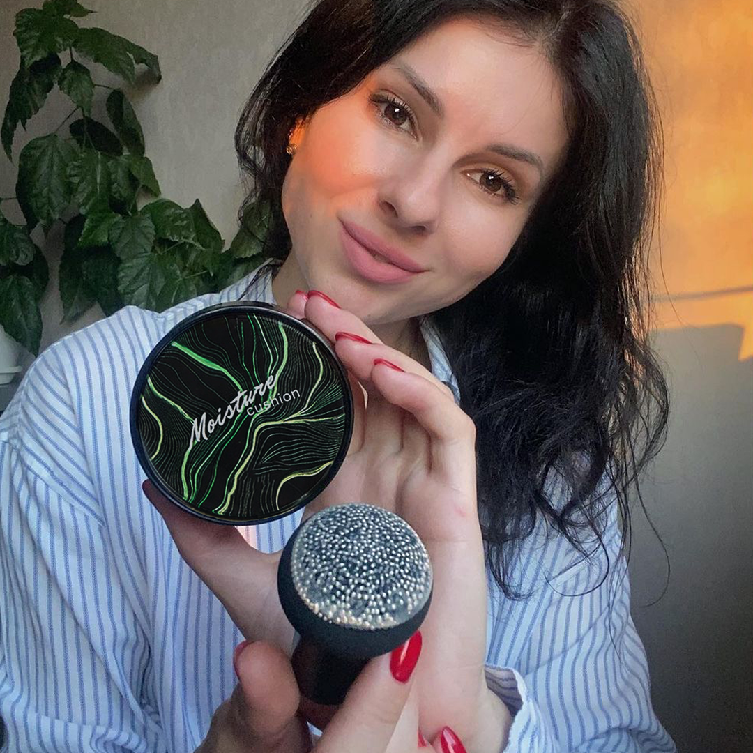 Flawless CC Cream Foundation with Mushroom Air Cushion – Ideal Beauty Gift for Her