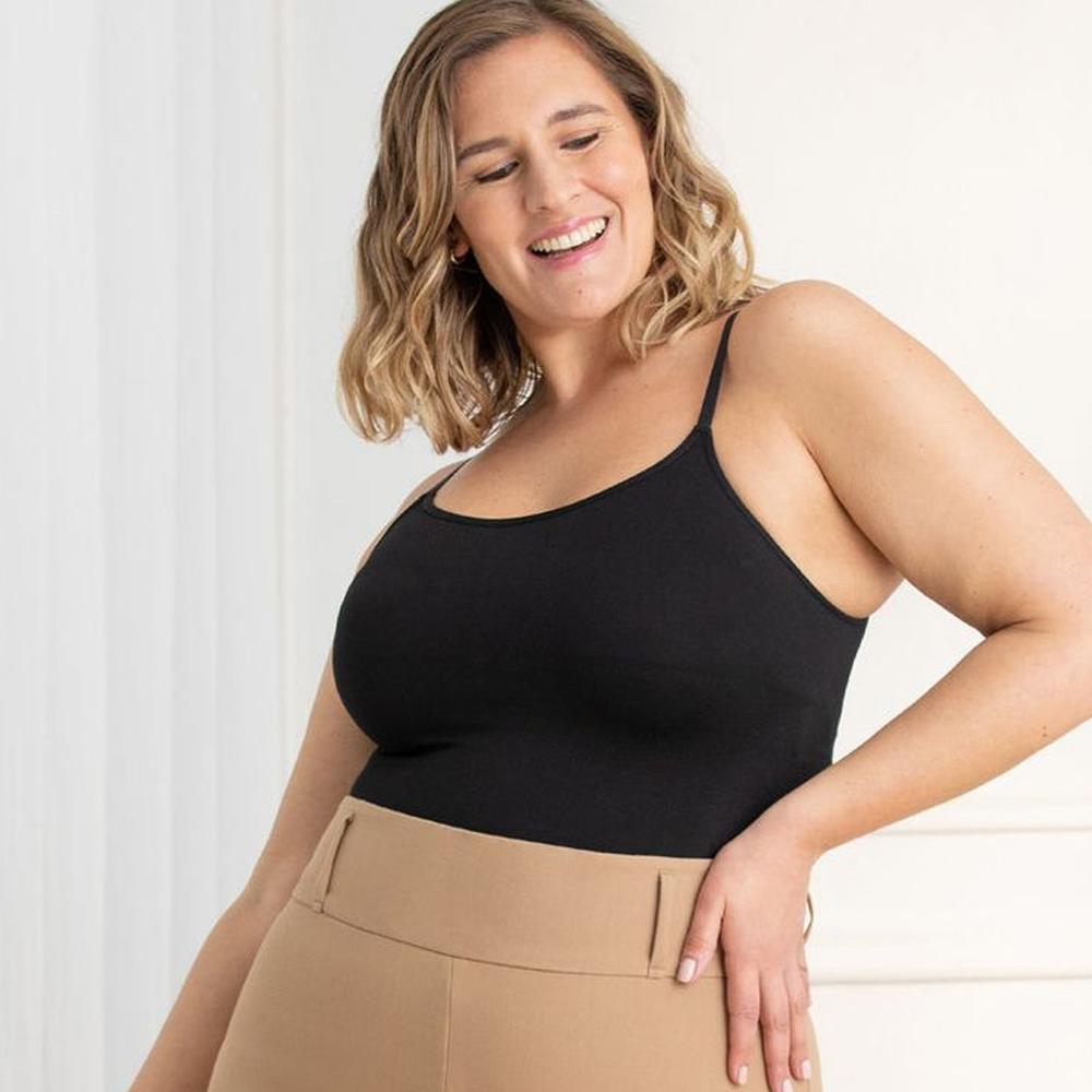 All Day Scoop Neck Built In Bra Cami for Seamless Everyday Shaping