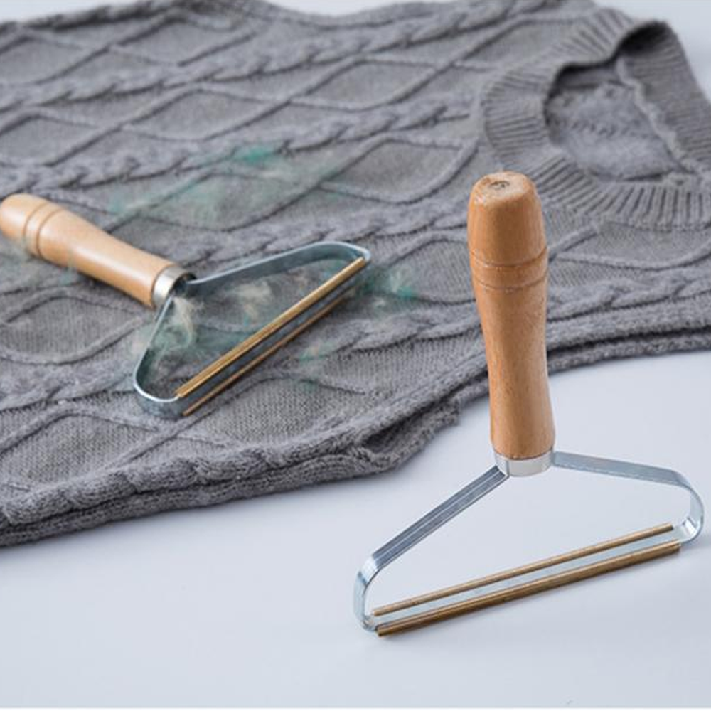 Portable Lint Remover For Clothing & Upholstery