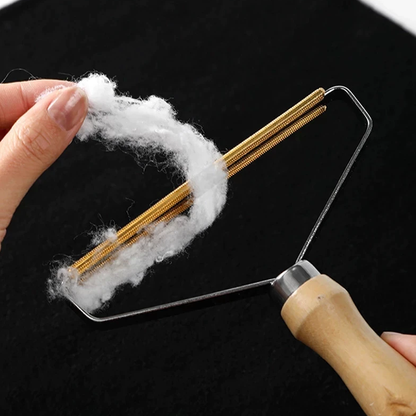 Fuzz Fabric Lint Remover Brush