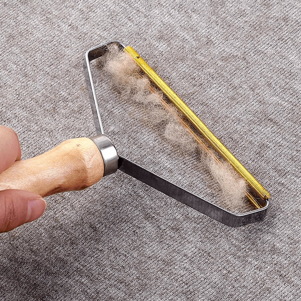 Fuzz Fabric Lint Remover Brush