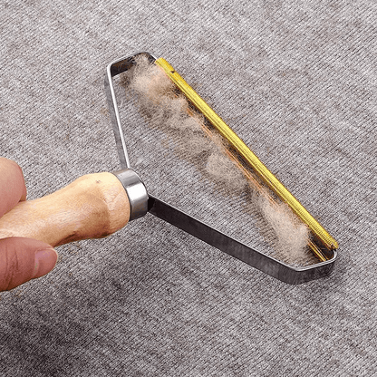 Fuzz Fabric Lint Remover Brush