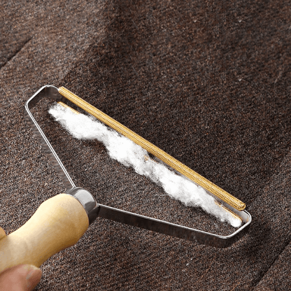 Fuzz Fabric Lint Remover Brush