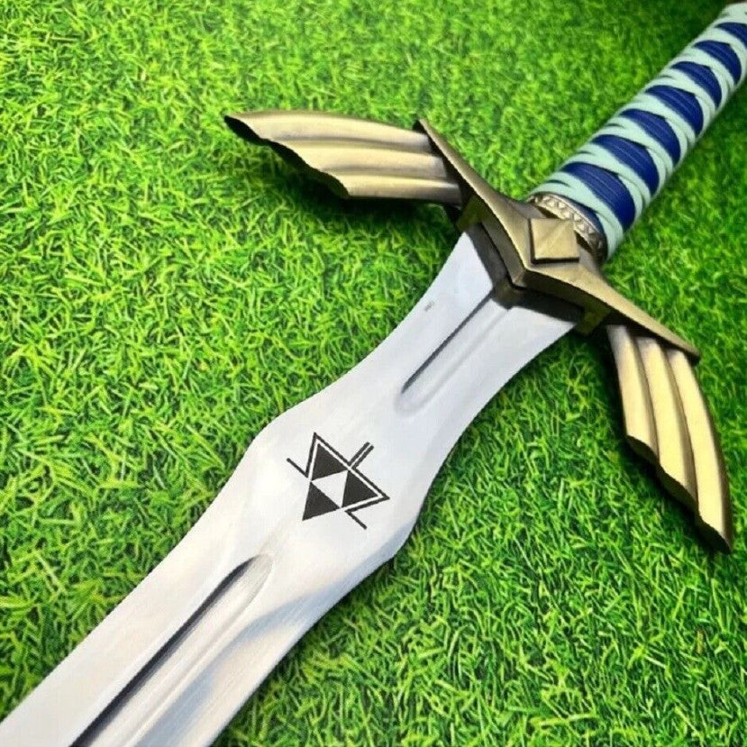 Legend of Zelda Master Sword SHARPENED Skyward Limited Edition Deluxe