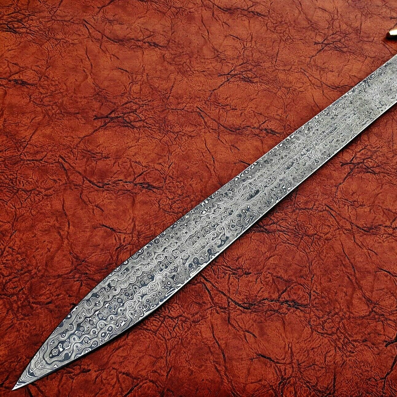 Damascus Steel Combat Sword – 31-Inch Handcrafted Viking Blade