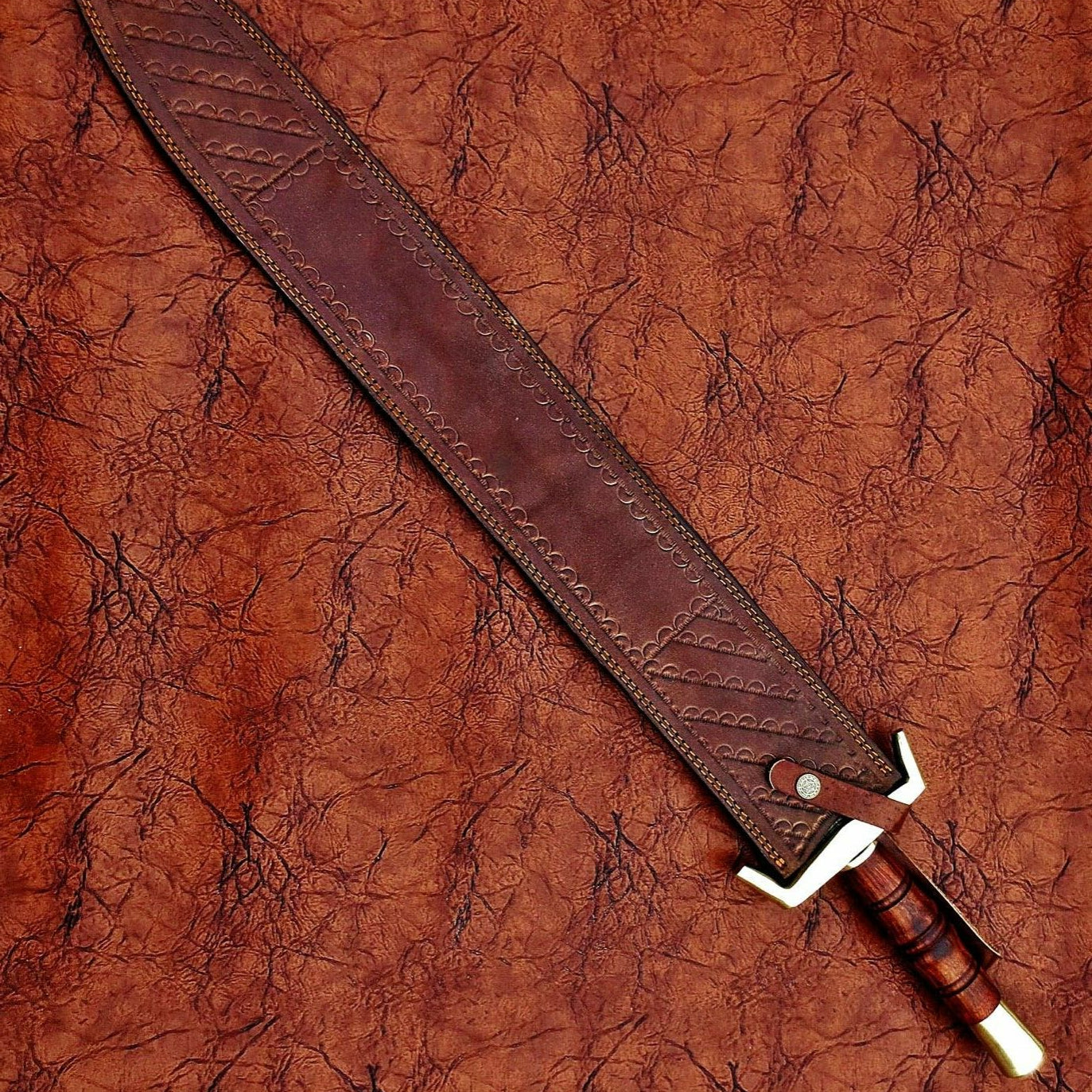 Damascus Steel Combat Sword – 31-Inch Handcrafted Viking Blade