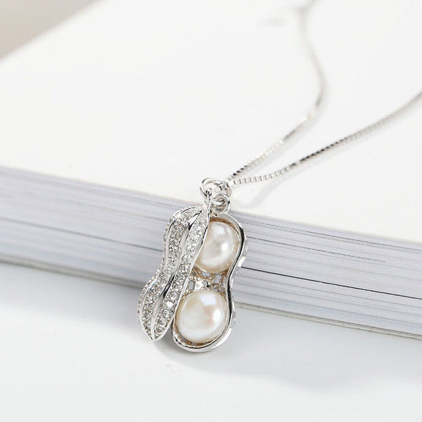 Stylish Two Peas in a Pod Necklace
