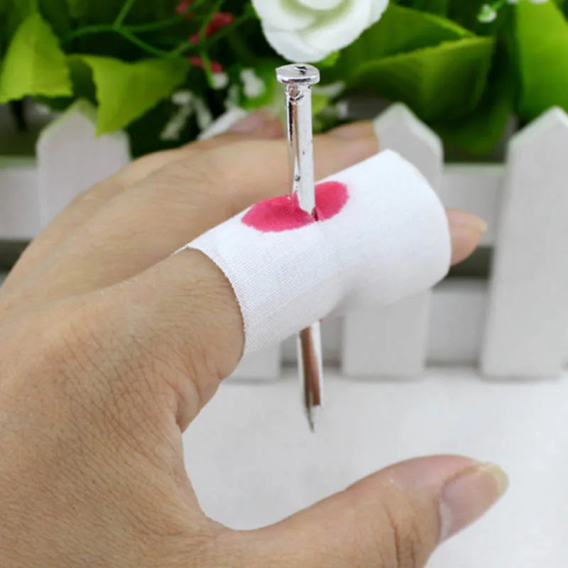 2Pcs Halloween Fool Toys Blood Prank Prop Joke Fake Nail Through Finger Funny Trick Halloween Party Supplies