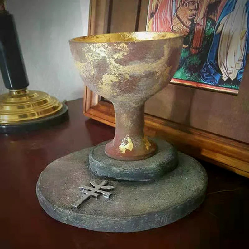 Indiana Jones Holy Grail Cup Decor Resin Crafts For Halloween Role-Playing Props Decorations for Indiana Jones Fans