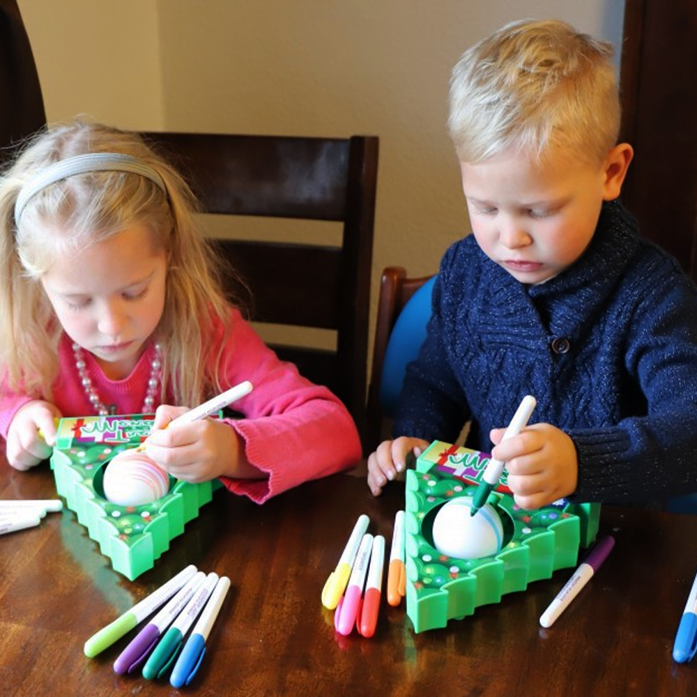 DIY Christmas Tree Ornament Coloring Kit – Perfect Creative Gift for Kids