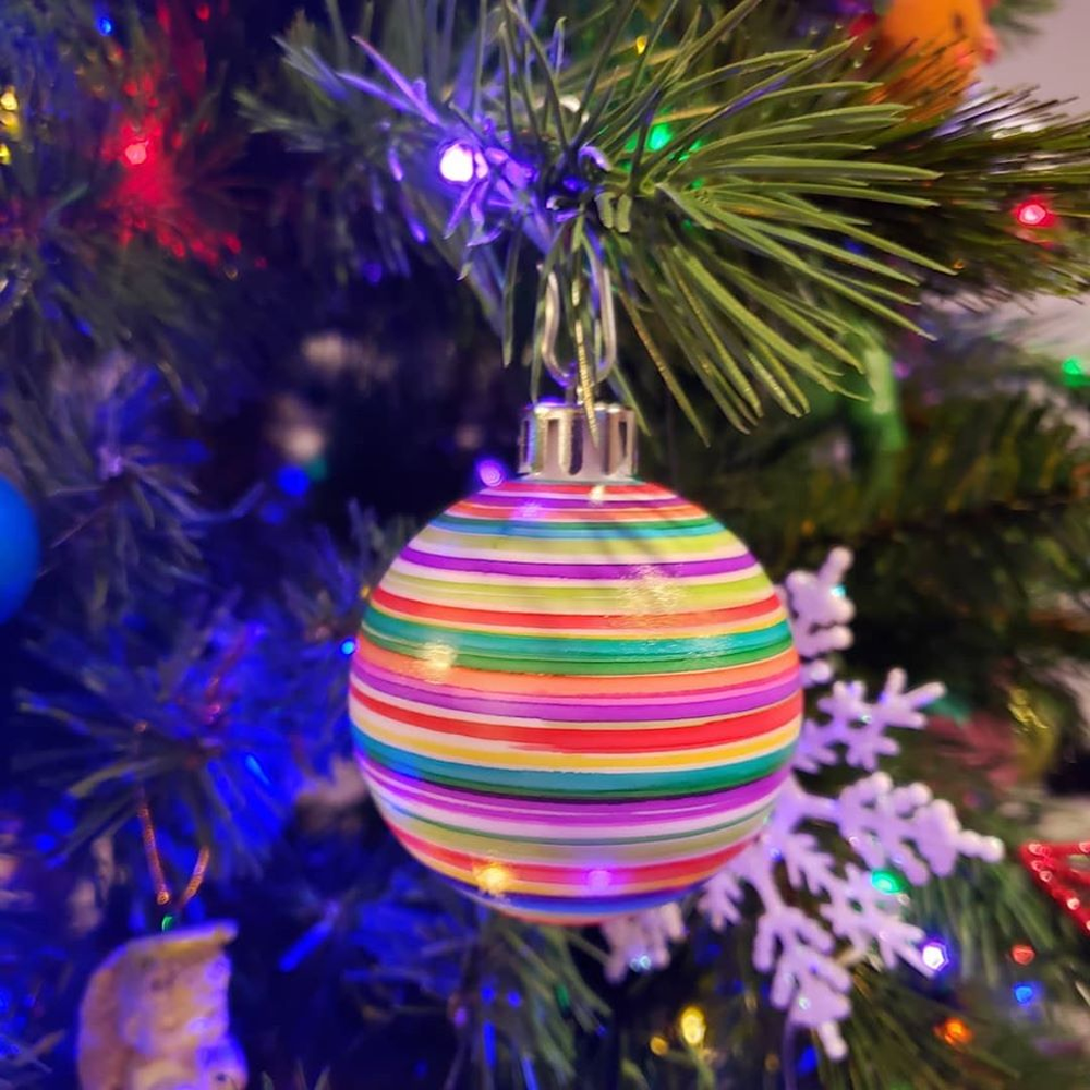 DIY Christmas Tree Ornament Coloring Kit – Perfect Creative Gift for Kids