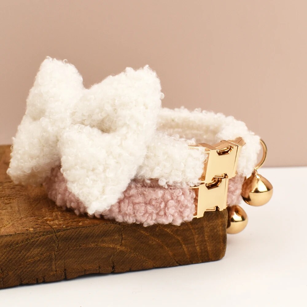 Customizable Laser-Engraved Teddy Fur Cat Collar Bell: Autumn & Winter