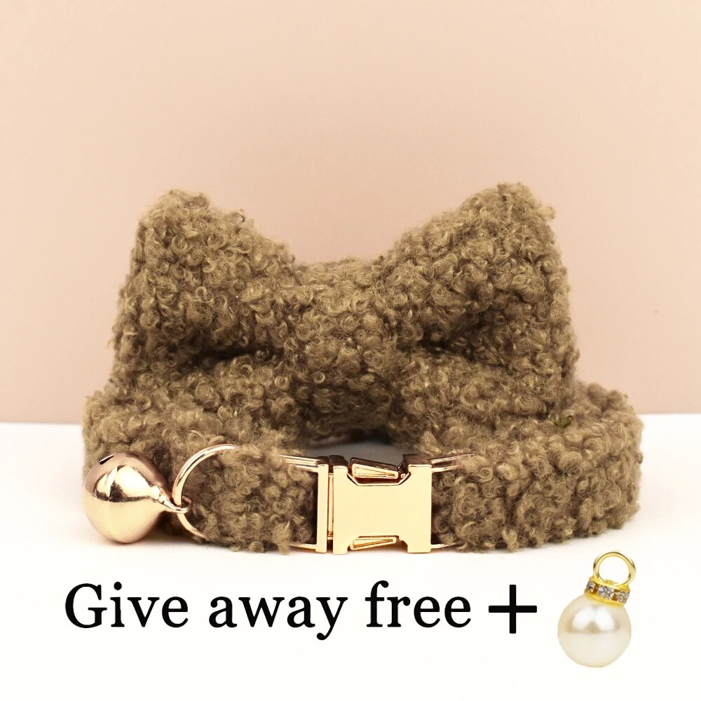 Customizable Laser-Engraved Teddy Fur Cat Collar Bell: Autumn & Winter