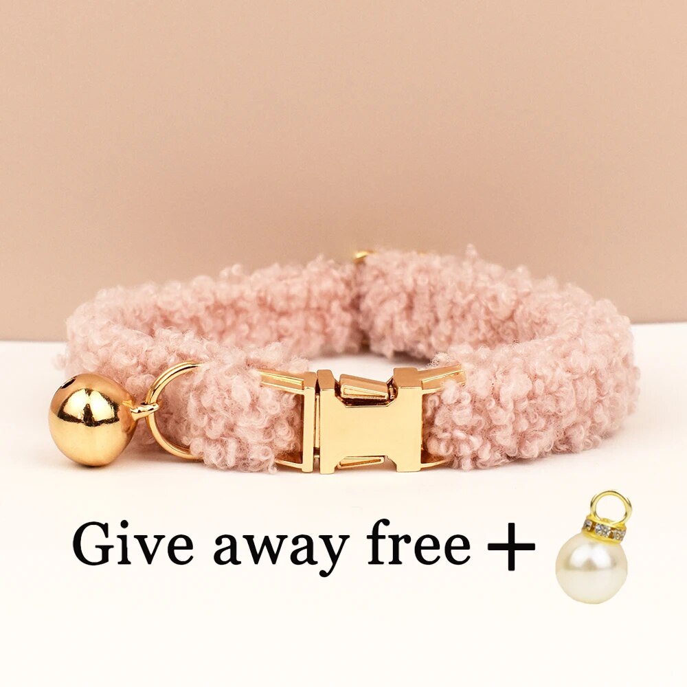 Customizable Laser-Engraved Teddy Fur Cat Collar Bell: Autumn & Winter