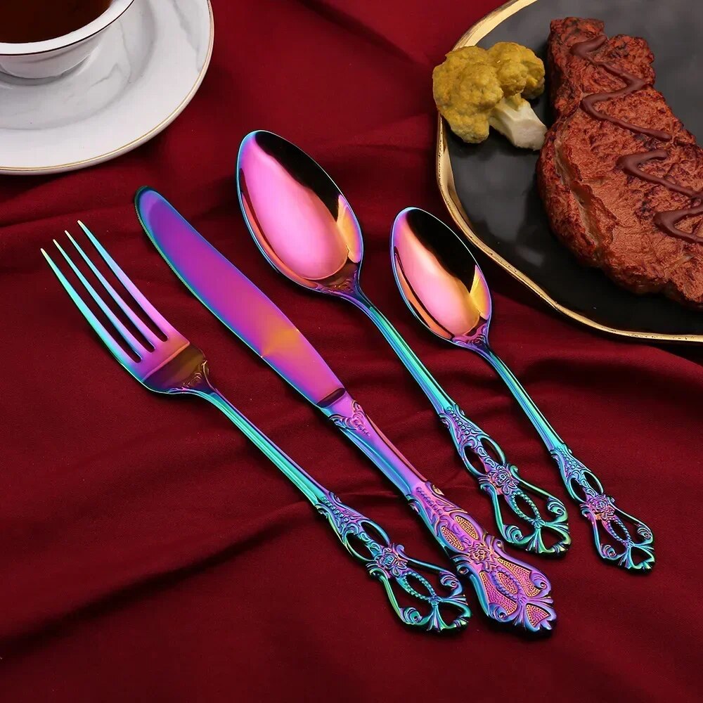 Luxury Golden Stainless Steel Cutlery Set - Complete Dinnerware in European Gift Box for Retro Christmas Table Setting