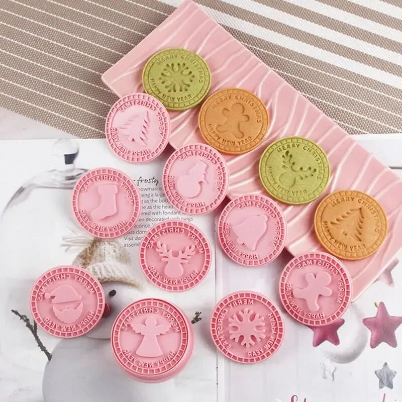 9Pcs 3D Christmas Cookie Cutters Santa Snowman Tree
