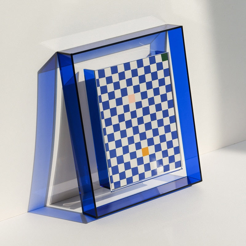 5 Inch Transparent Acrylic Photo Frame Box: Picture Display Stand for Office Home Desktop Decoration