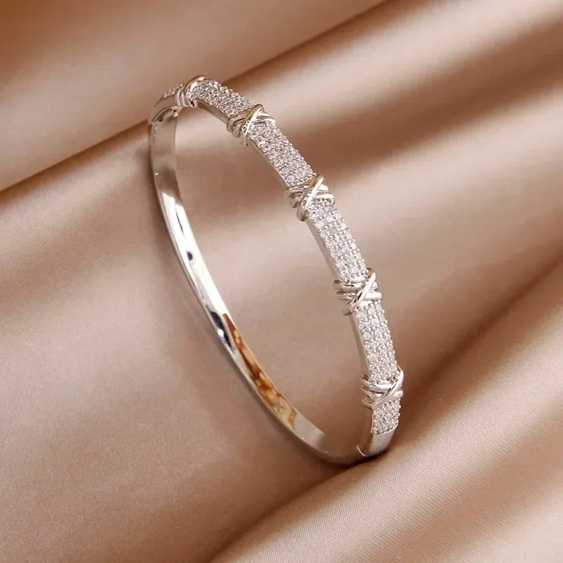 Shiny Zircon Letter Charm Bracelet: Classic Luxury Fashion Jewelry for Women - Perfect Wedding & Party Gift