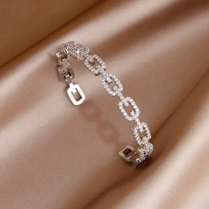 Shiny Zircon Letter Charm Bracelet: Classic Luxury Fashion Jewelry for Women - Perfect Wedding & Party Gift