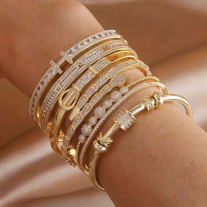 Shiny Zircon Letter Charm Bracelet: Classic Luxury Fashion Jewelry for Women - Perfect Wedding & Party Gift