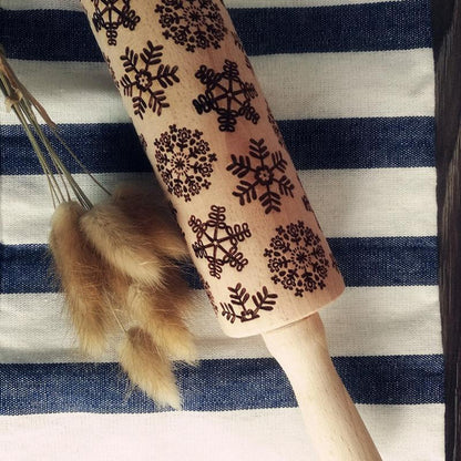 Christmas 3D Rolling Pin - Solid Maple Wood, Perfect for Holiday Baking, Great Gift for Bakers