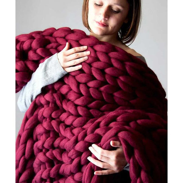 Soft and Lightweight Handmade Chunky Knit Blanket, Acrylic & Polyester Fabric, Comfortable All Year Round