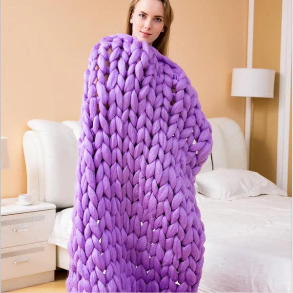 Soft and Lightweight Handmade Chunky Knit Blanket, Acrylic & Polyester Fabric, Comfortable All Year Round