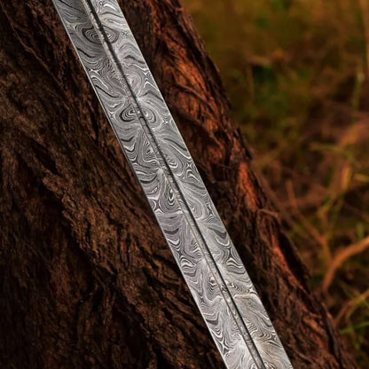 Hand Forged Damascus Steel Battle Ready Viking Sword & Scabbard/ Razor Sharp.