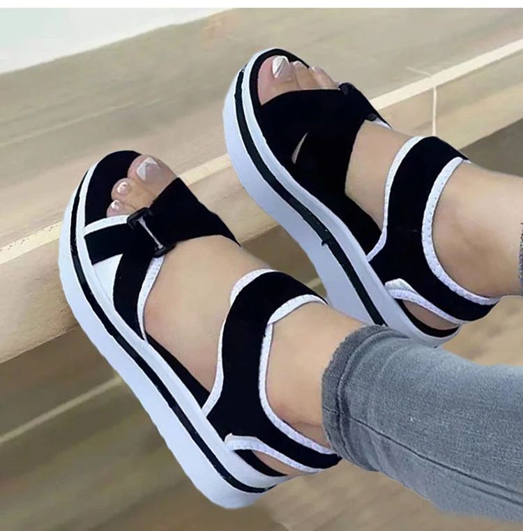 Lightweight Outdoor Platform Sandals for Casual & Beach Wear