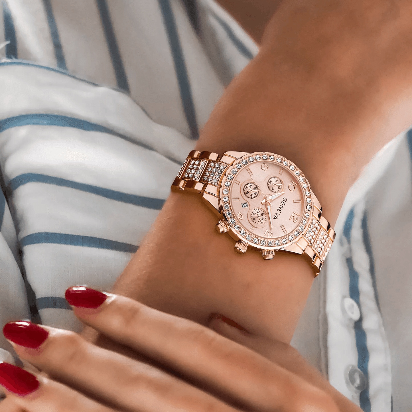 Waterproof Luxury Women's Watch Classic Stainless Steel Quartz Crystal Dial