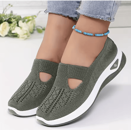 2024 Women's Breathable Slip-On Fashion Sneakers Lightweight Trendy and Summer Ready