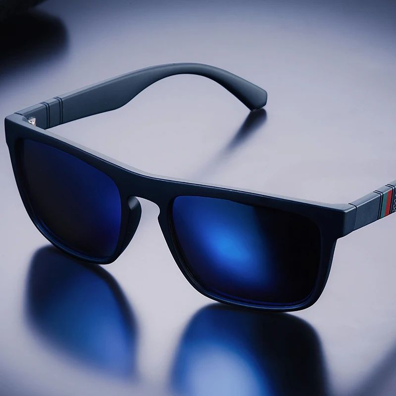 Fashion Square Vintage Polarized Sunglasses for Men and Women, Retro UV Eyewear for Driving, Fishing and Outdoor Use