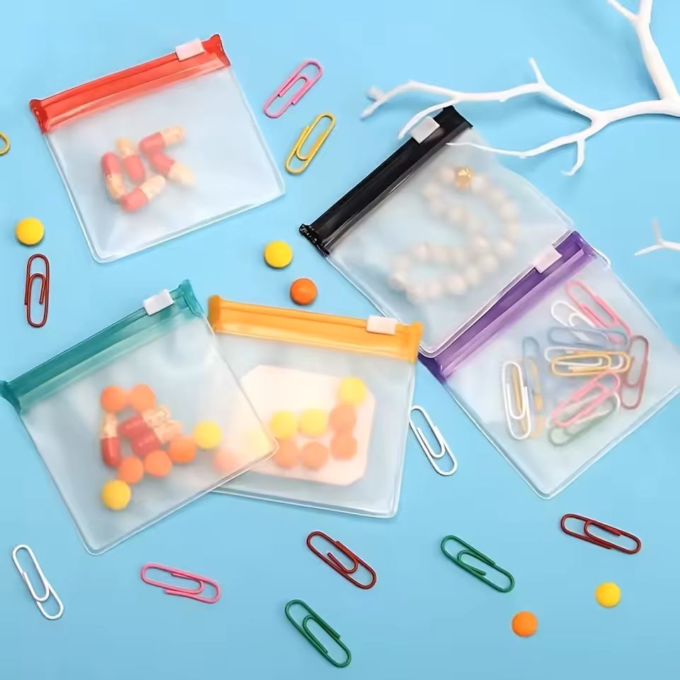 7 Piece Reusable Zippered Pill Pouch Set