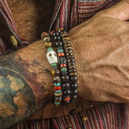 Vintage Beaded Bracelet for Men with Skull and Natural Stone Accents