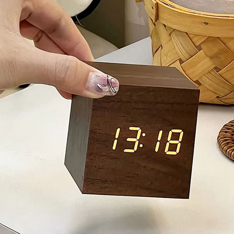Minimalist Wooden LED Alarm Clock – Sound-Activated Display with Temperature for Bedroom or Office Decor