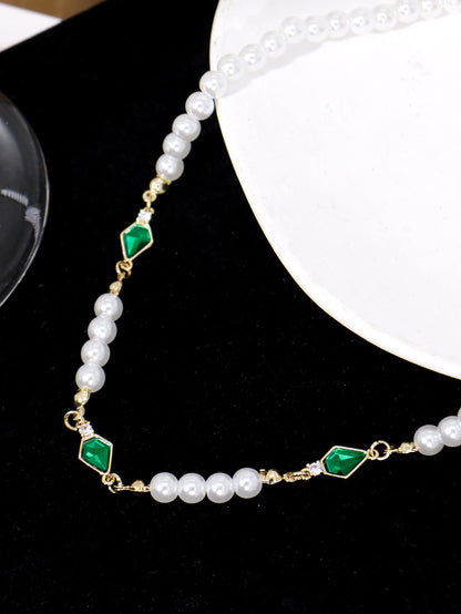 Vintage Charm Green Zircon Inlaid Imitation Pearl Necklace, Mens Casual Jewelry for Stylish Elegance