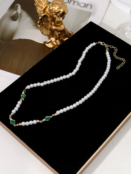 Vintage Charm Green Zircon Inlaid Imitation Pearl Necklace, Mens Casual Jewelry for Stylish Elegance