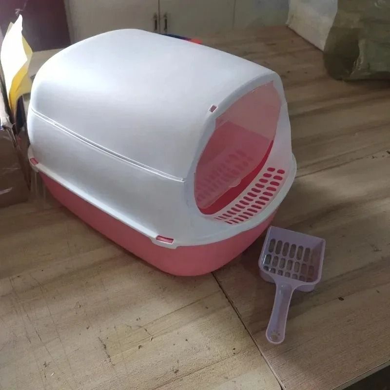 Semi-Enclosed Cat Litter Box with Splash Guard and Cleaning Basin